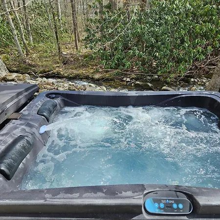 Quaint Villa, Pickleball Court, Creek, Wifi, Mountain Views, Starting At 79